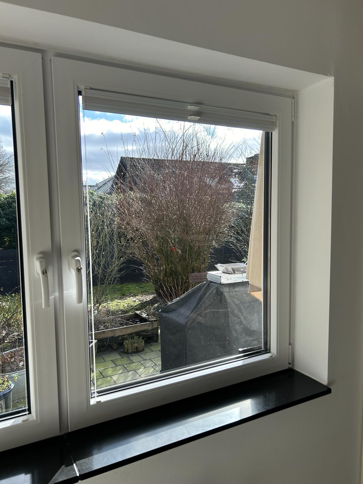 KA1035 HITTEBESCHERMING SR lichttransmissie 40% | Buitenraam - zon-/hitte-/UV-bescherming - ondoorzichtig - privacybescherming - zelfklevend (100 x 122/152cm)